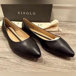 NISOLO Black Ava Flat - size 8